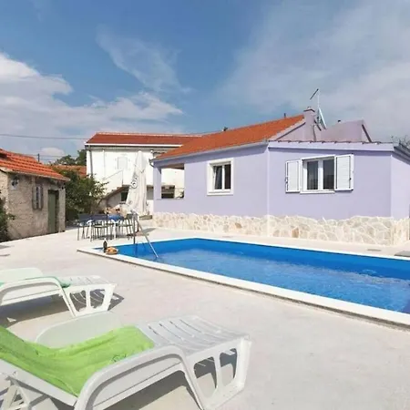 House Nancy * Vinišće